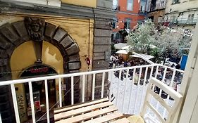 Il Balconcino Ai Tribunali